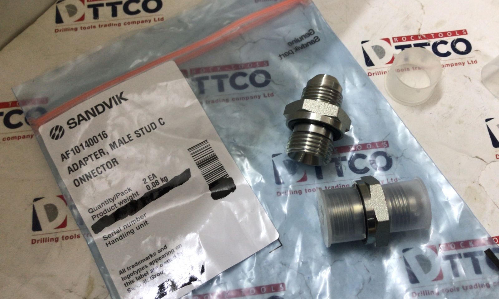 ADAPTER MALE STUD CONNECTOR